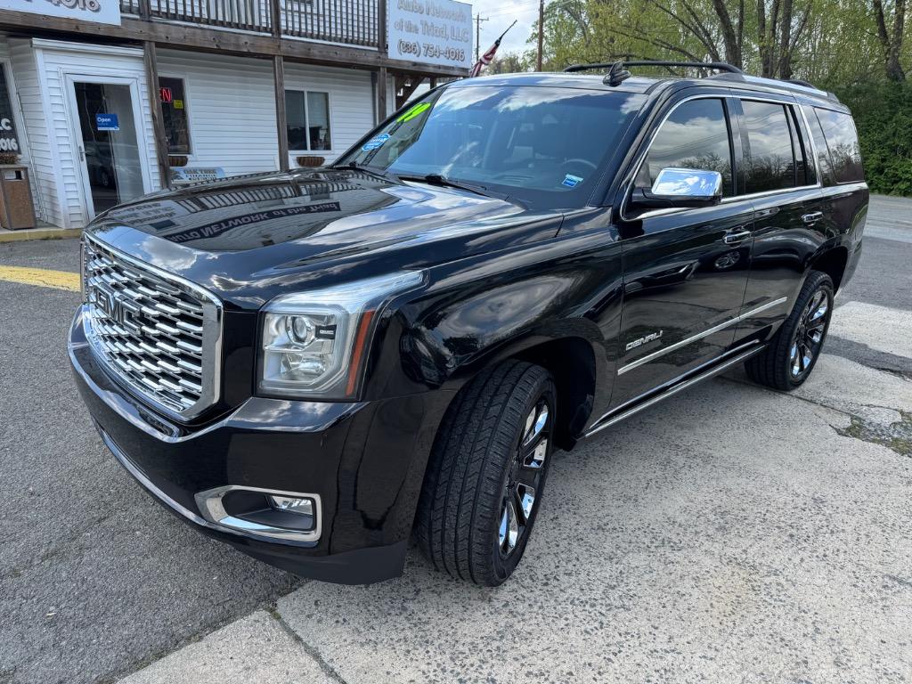 2019 GMC Yukon Denali's photo