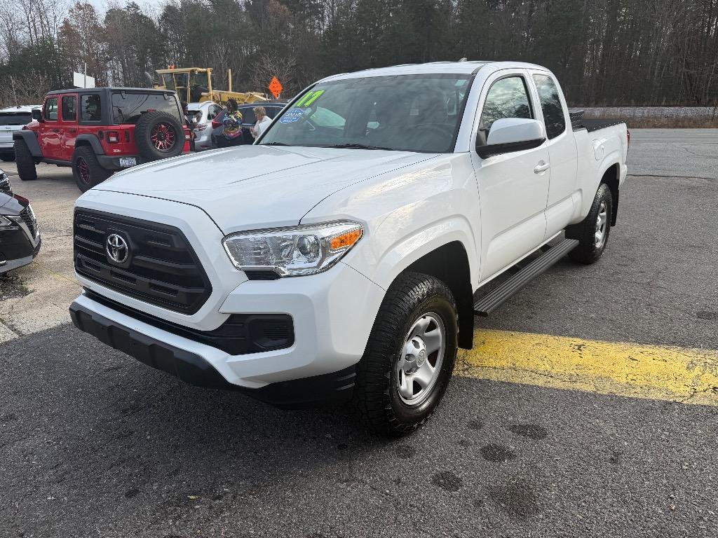 2017 Toyota Tacoma SR
