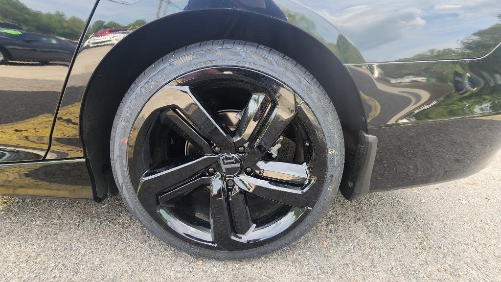 2022 Honda Accord Sport - Photo 13