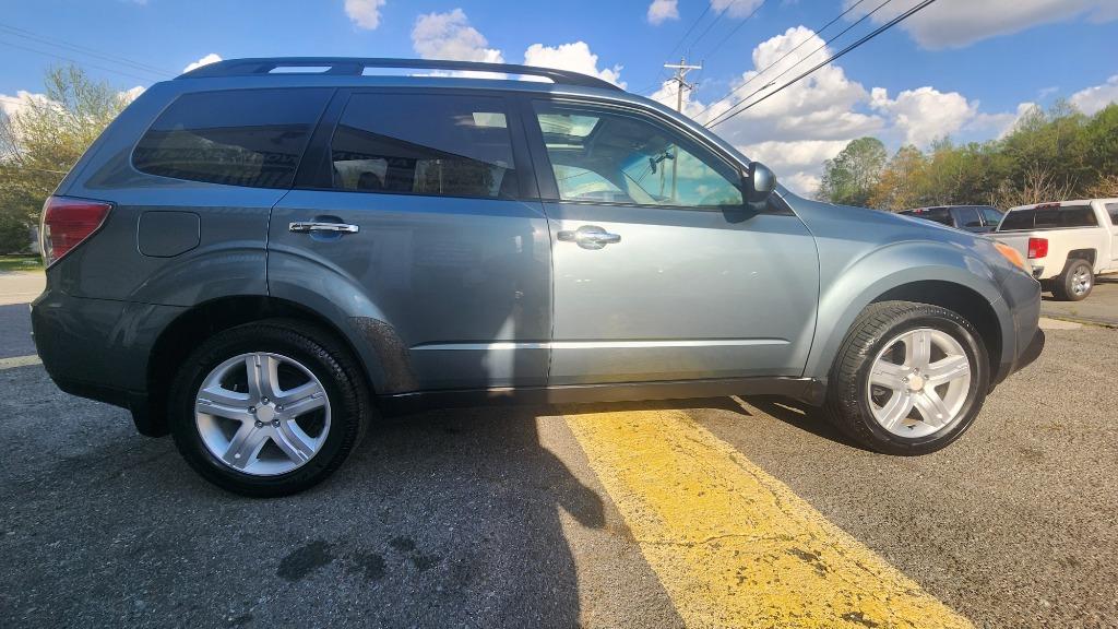 2009 Subaru Forester 2.5X Premium Package - Photo 6