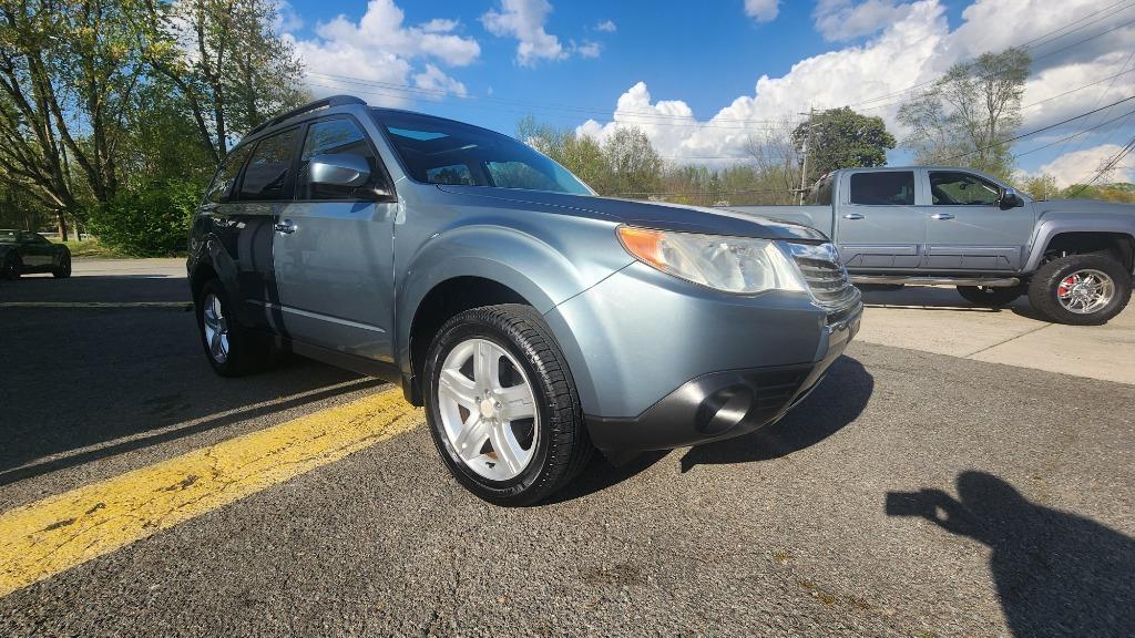 2009 Subaru Forester 2.5X Premium Package - Photo 7